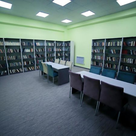 Astra Hotel Almaty Extérieur photo