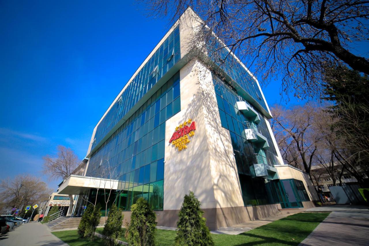 Astra Hotel Almaty Extérieur photo