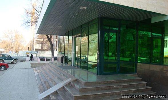 Astra Hotel Almaty Extérieur photo